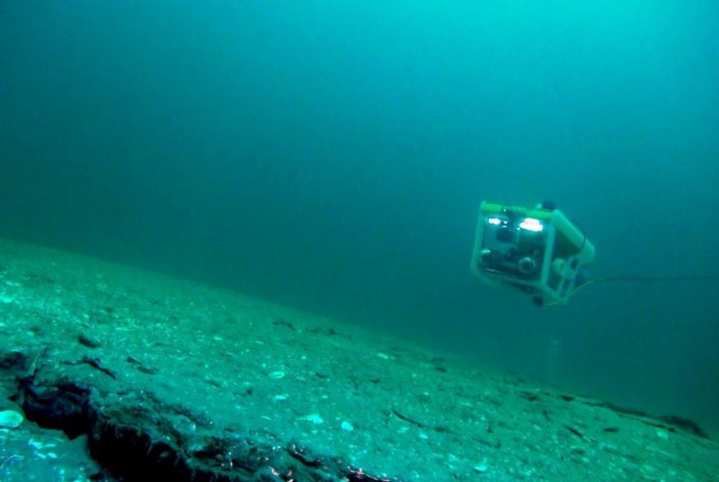 ROV with Xsens MTi-3 sensor inside performs geotagged visual inspections underwater